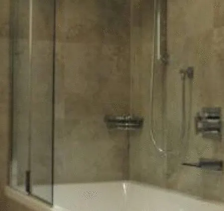 Strasshofer Apartment *