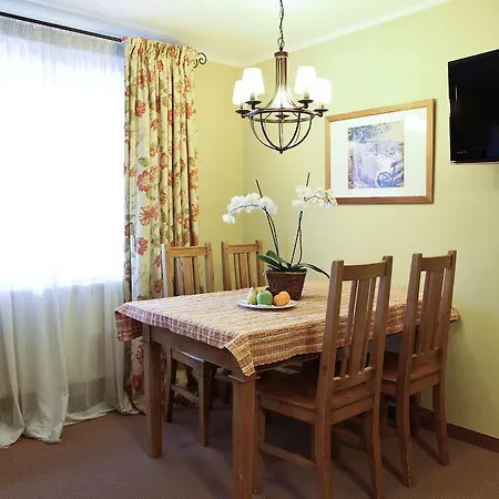Strasshofer Apartment