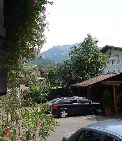 Apartment Strasshofer *